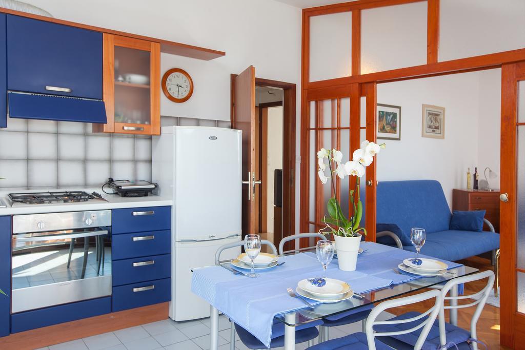 Apartments Teo 포드고라 객실 사진
