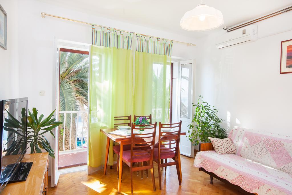 Apartments Teo 포드고라 객실 사진